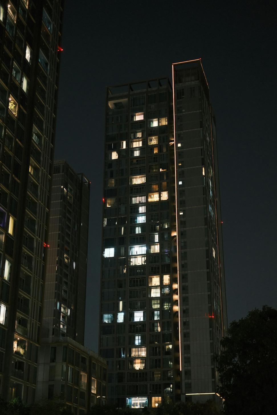 Pinnacle Luxury Condominiums