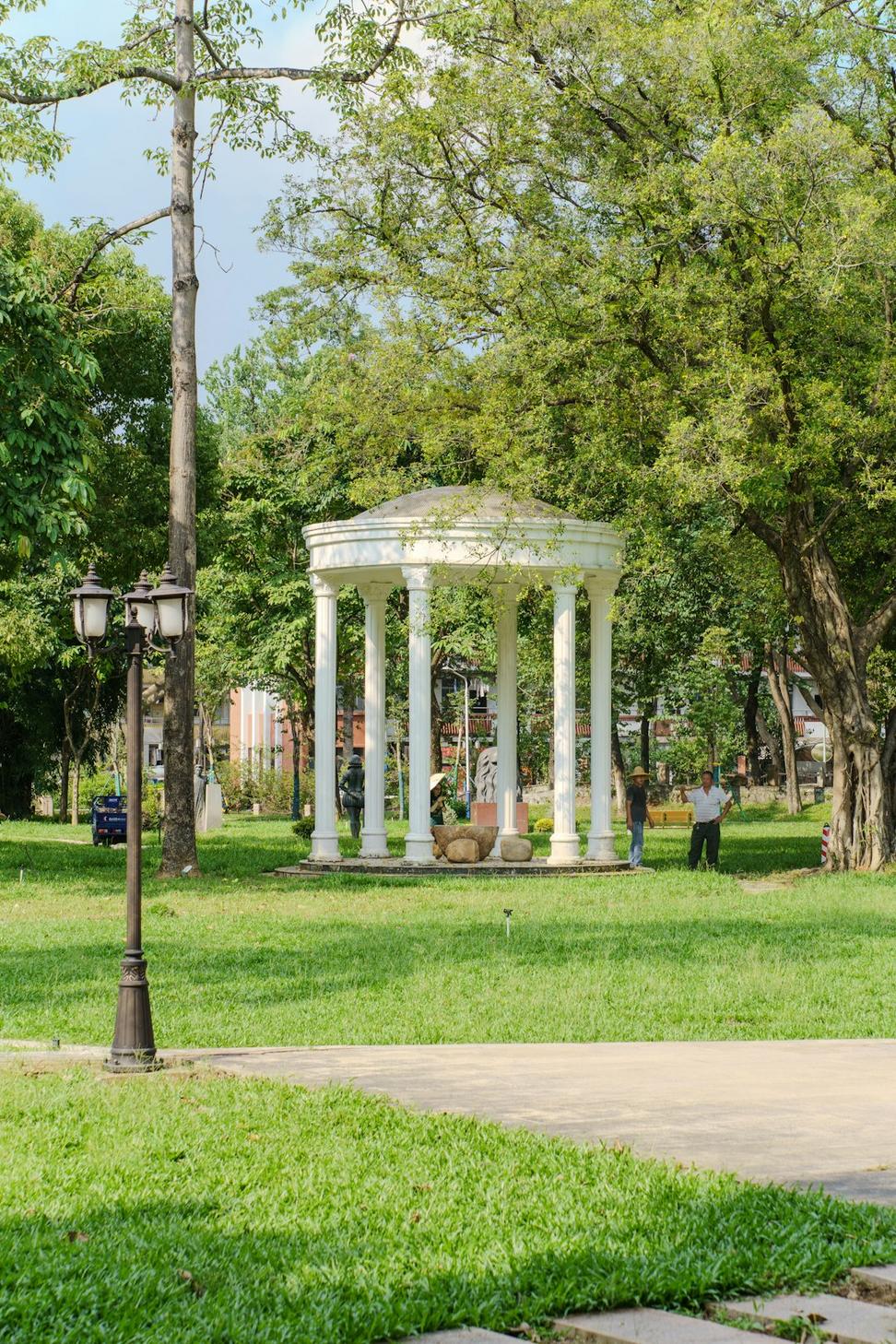 Riverside Urban Park
